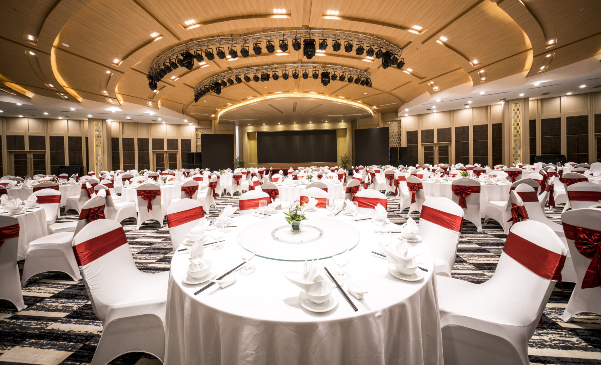 Gala Dinner khách sạn Mường Thanh Luxury Phú Quốc