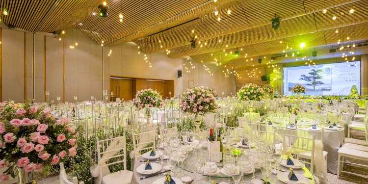 Khách sạn Yasaka Sài Gòn Nha Trang – tiệc cưới