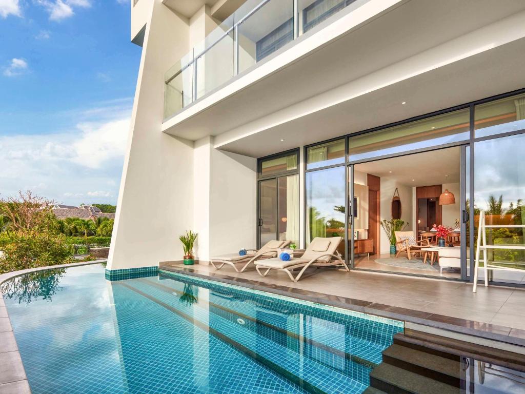 Combo Premier Residences Phu Quoc Emerald Bay + Đi bộ dưới biển