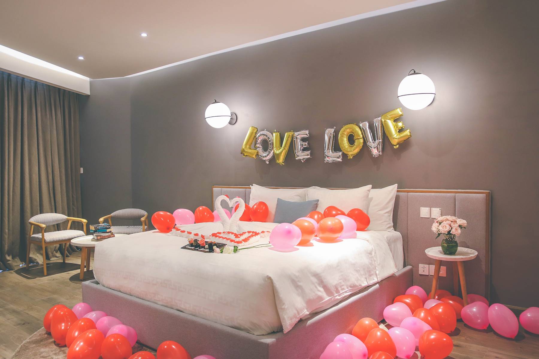 Combo Premier Residences Phu Quoc Emerald Bay + Đi bộ dưới biển