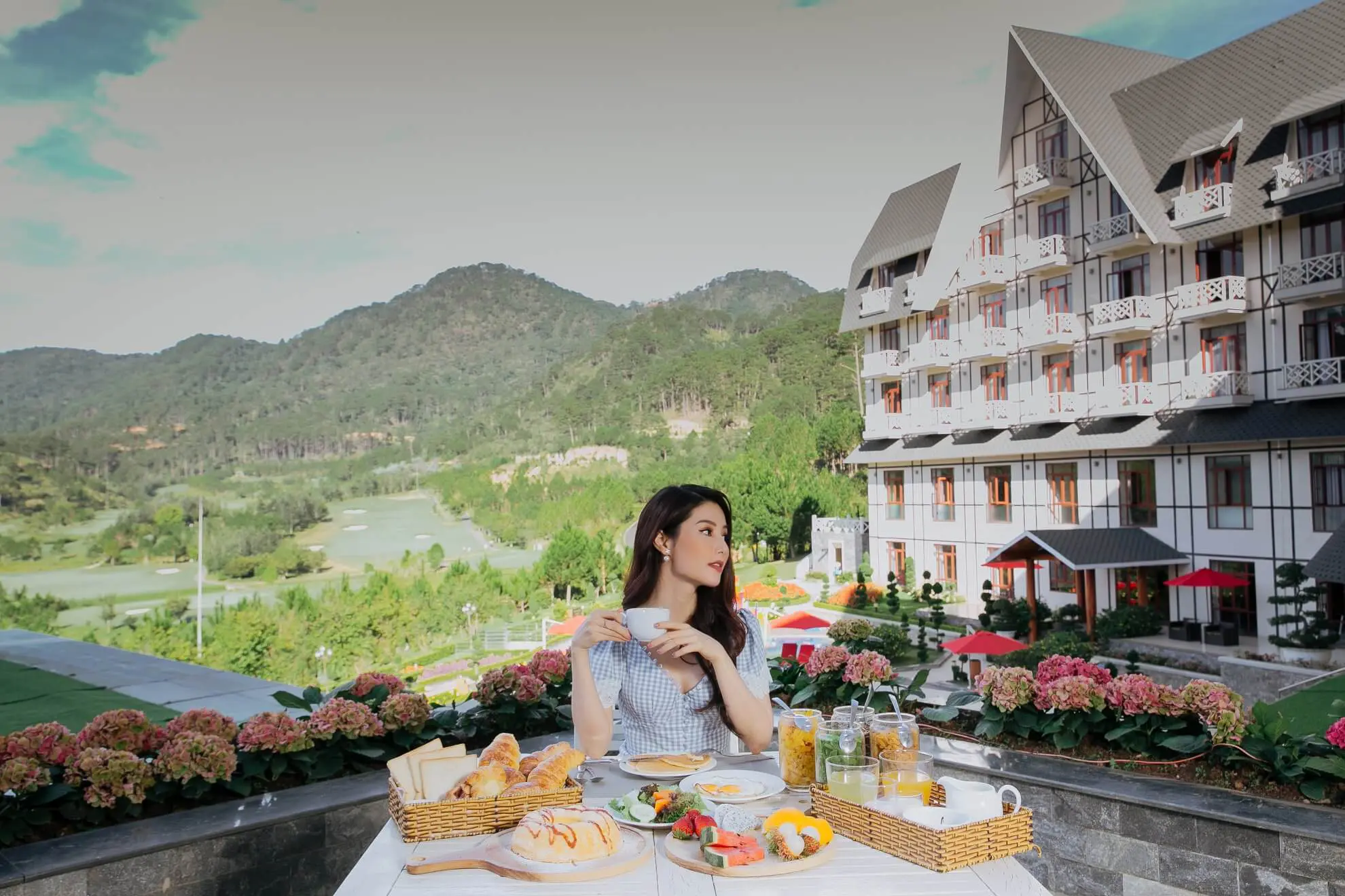 Combo 2N1Đ Swiss-Belresort + Golf Sam Tuyền Lâm