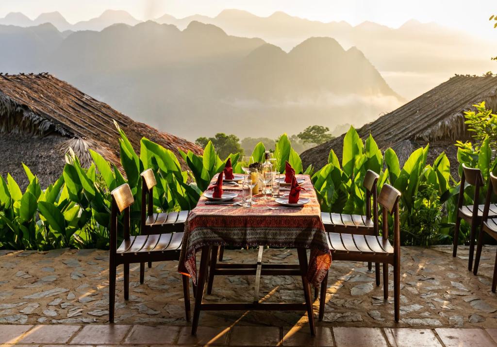 Phòng họp Pù Luông Retreat Thanh Hóa