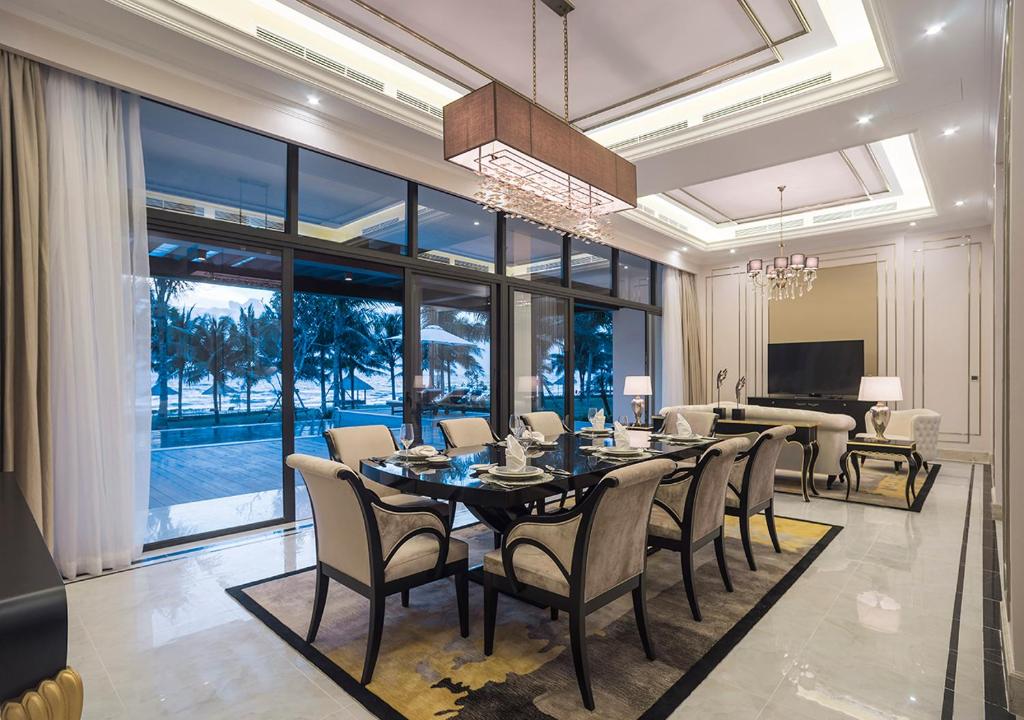 Combo Radisson Blu Resort Phu Quoc + Tour Cano 4 Đảo, Cáp treo Hòn Thơm