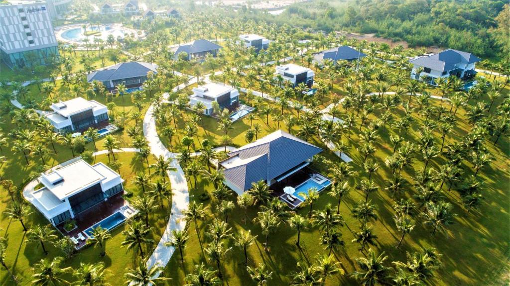 Combo Radisson Blu Resort Phu Quoc + Tour Cano 4 Đảo, Cáp treo Hòn Thơm