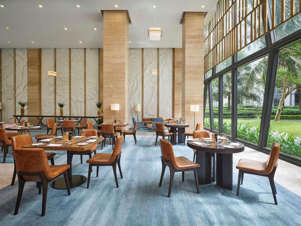Combo Radisson Blu Resort Phu Quoc + Tour Cano 4 Đảo, Cáp treo Hòn Thơm