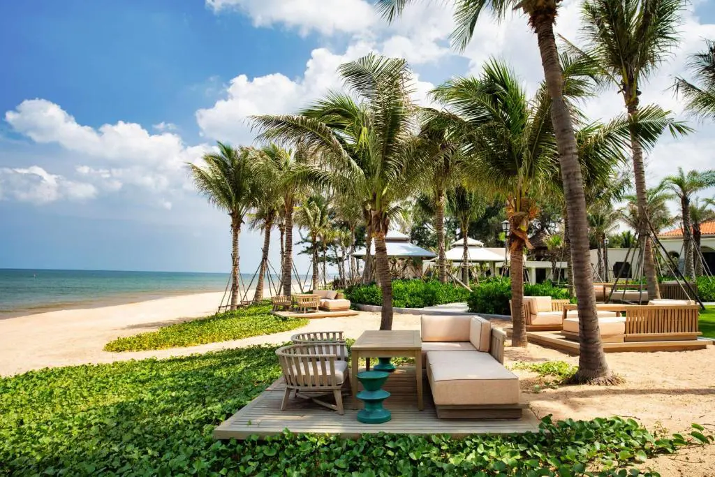 Combo 3N2Đ Radisson Resort Phan Thiết 5 sao + Xe Limousine khứ hồi