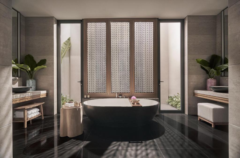 Combo 3N2Đ Regent Phú Quốc