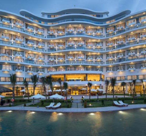 Combo 2N1Đ Selectum Noa Resort & Spa Cam Ranh