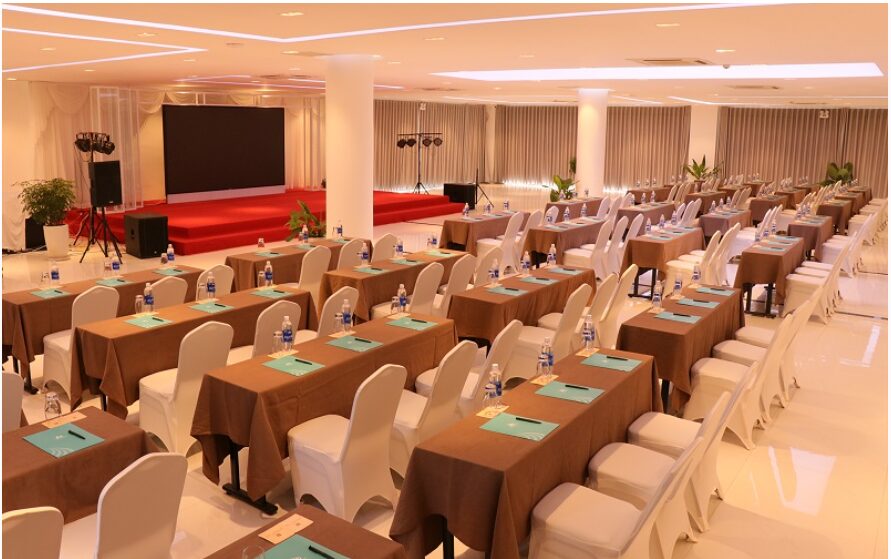 Hội nghị Cam Ranh Riviera Beach Resort & Spa