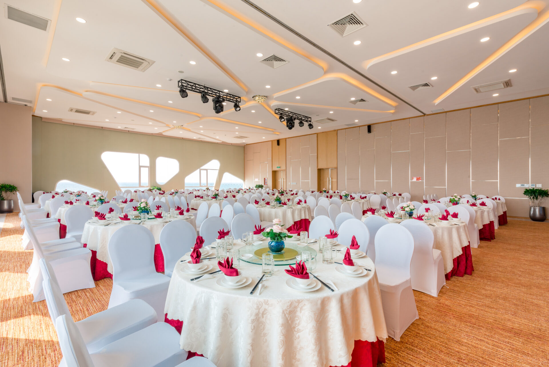 Gala Dinner Seashells Phu Quoc Hotel & Spa