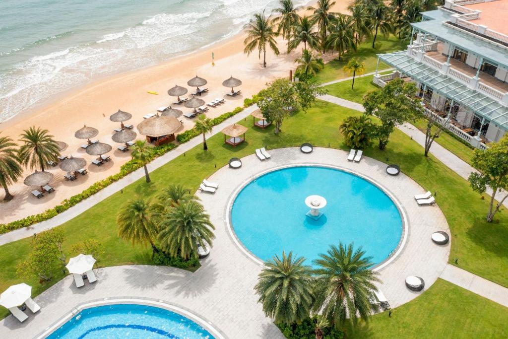 Combo 2N1Đ Sheraton Phu Quoc Long Beach Resort