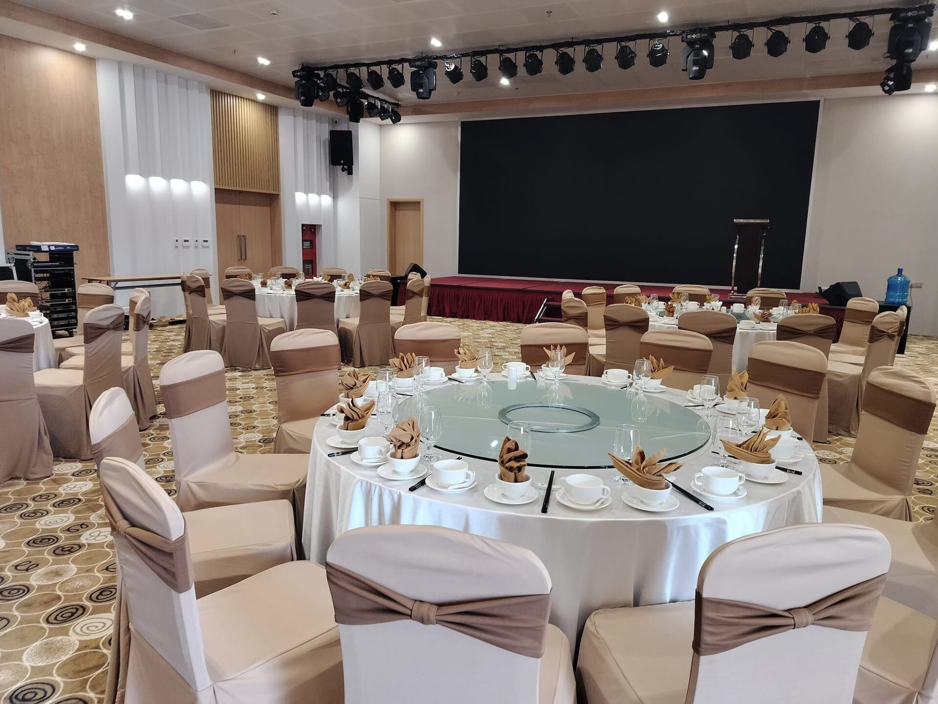 Hội nghị Seabird Hotel Thien Cam