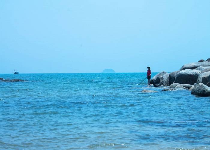 Tour Biển Thiên Cầm – Ngã ba Đồng Lộc 3 ngày 2 đêm
