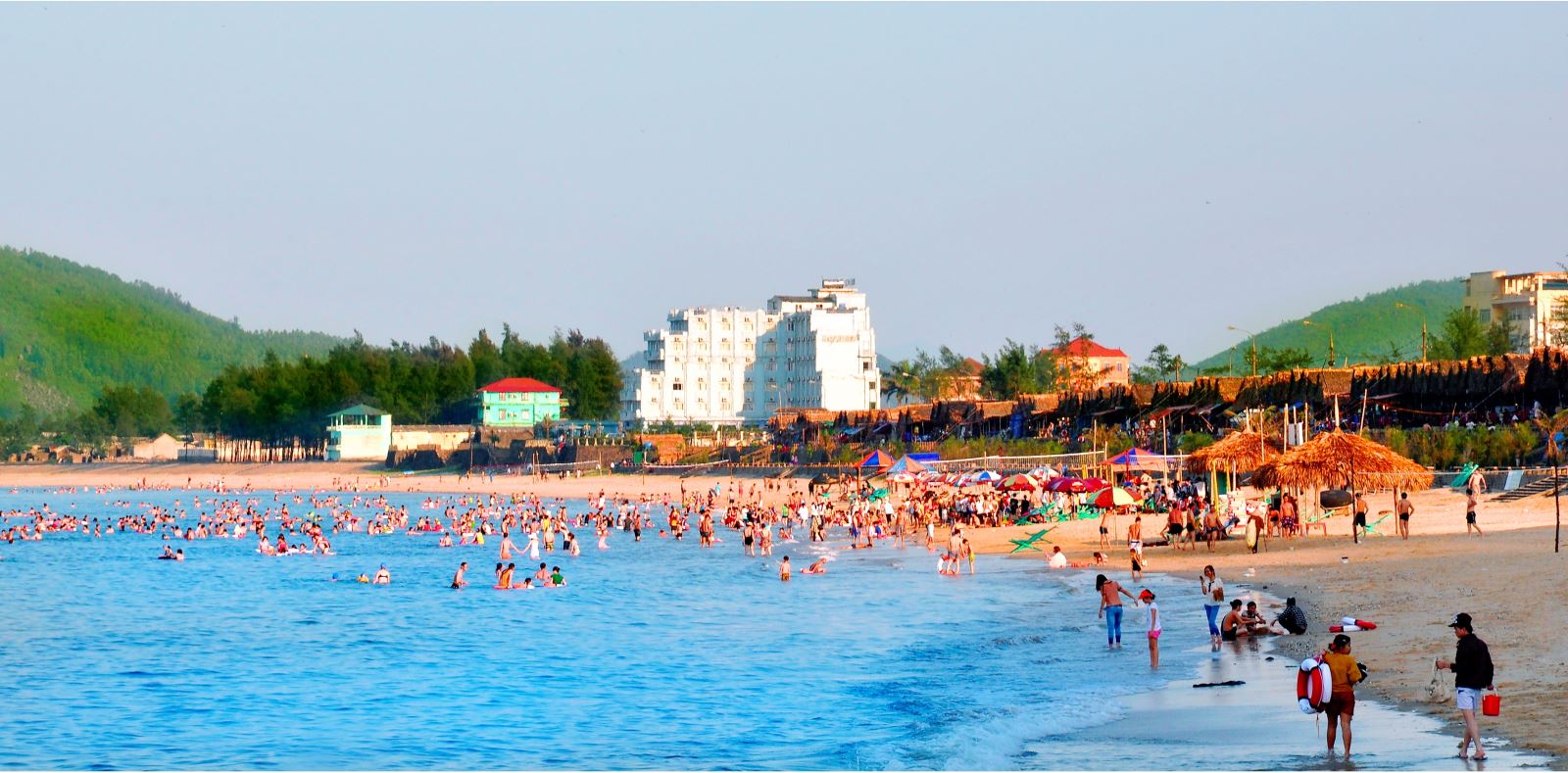 Tour Biển Thiên Cầm – Ngã ba Đồng Lộc 3 ngày 2 đêm