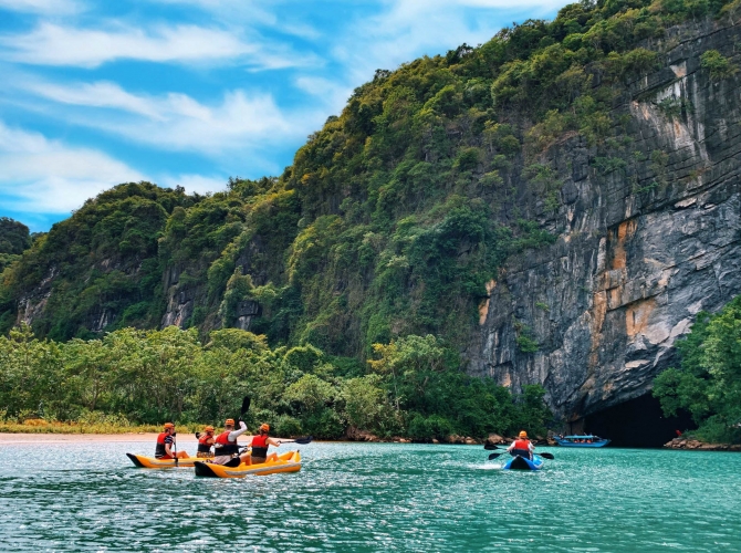 Tour Quảng Bình – Quảng Trị – Huế, KS4*- 4N3Đ – TRQB003