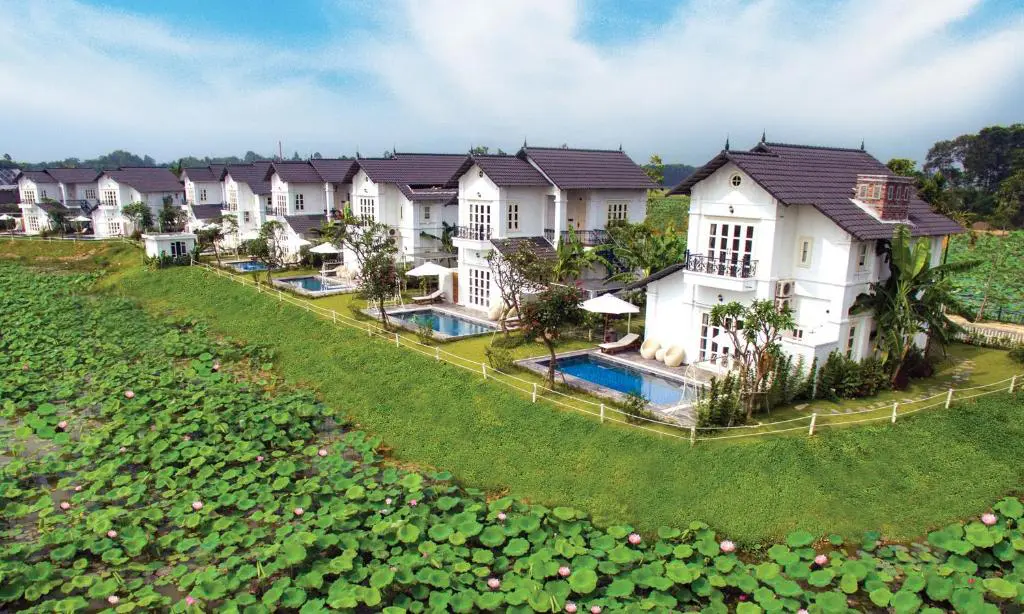 Combo tham quan trong ngày ở Vườn Vua Resort
