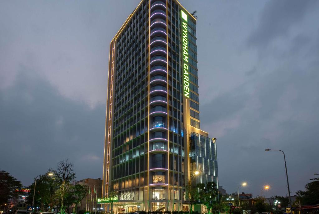 Gala Dinner Wyndham Garden Hanoi Hotel
