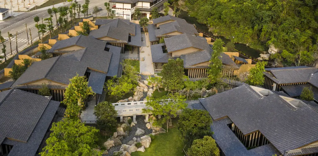 Combo vé tắm khoáng+ buffet Yoko Onsen Quang Hanh