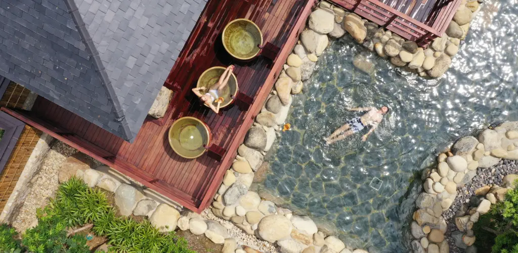 Combo vé tắm khoáng+ buffet Yoko Onsen Quang Hanh