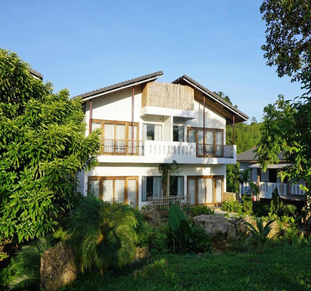 Combo Bakhan Village Resort