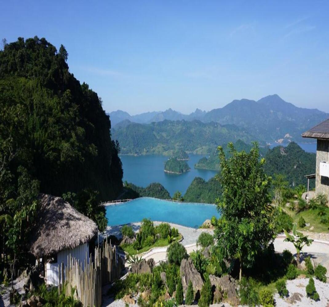 Combo Bakhan Village Resort