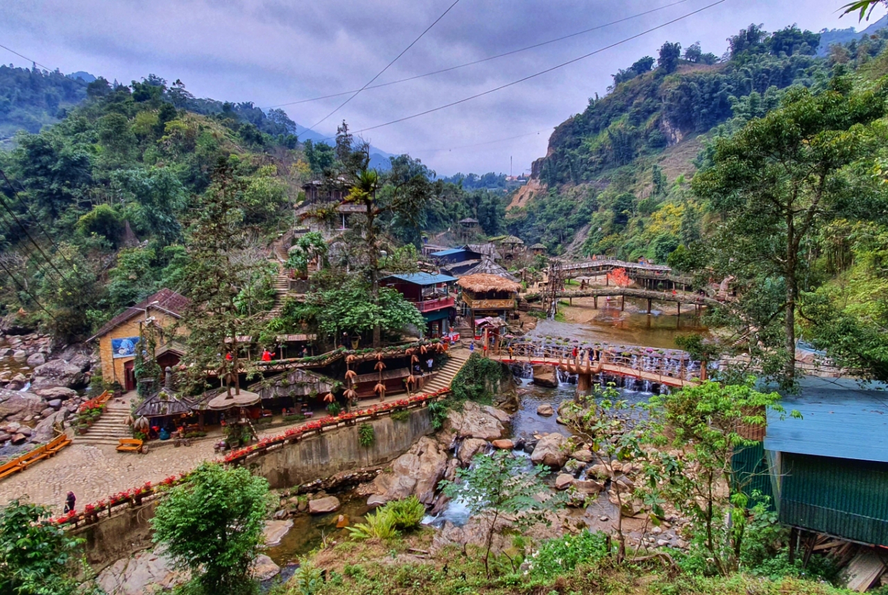 Tour Tây Bắc (Mai Châu – Mộc Châu – Điện Biên – Lai Châu – Sapa) 4N3Đ – TRTB003