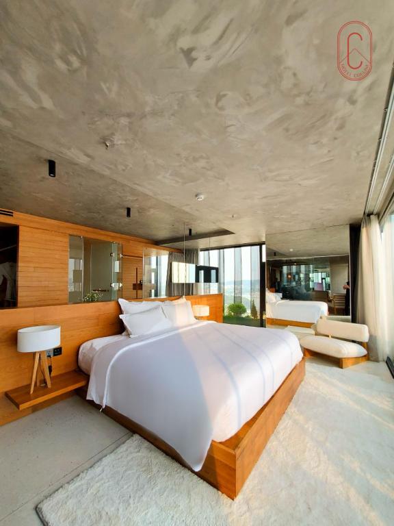 Combo 3N2Đ Phòng Hotel Colline Đà Lạt + Xe Limousine