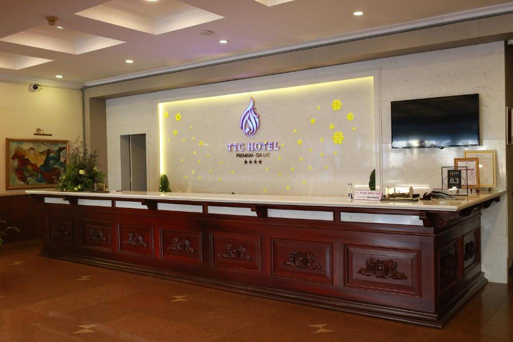 Combo 2N1Đ Khách sạn TTC Đà Lạt + check-in Đà Lạt