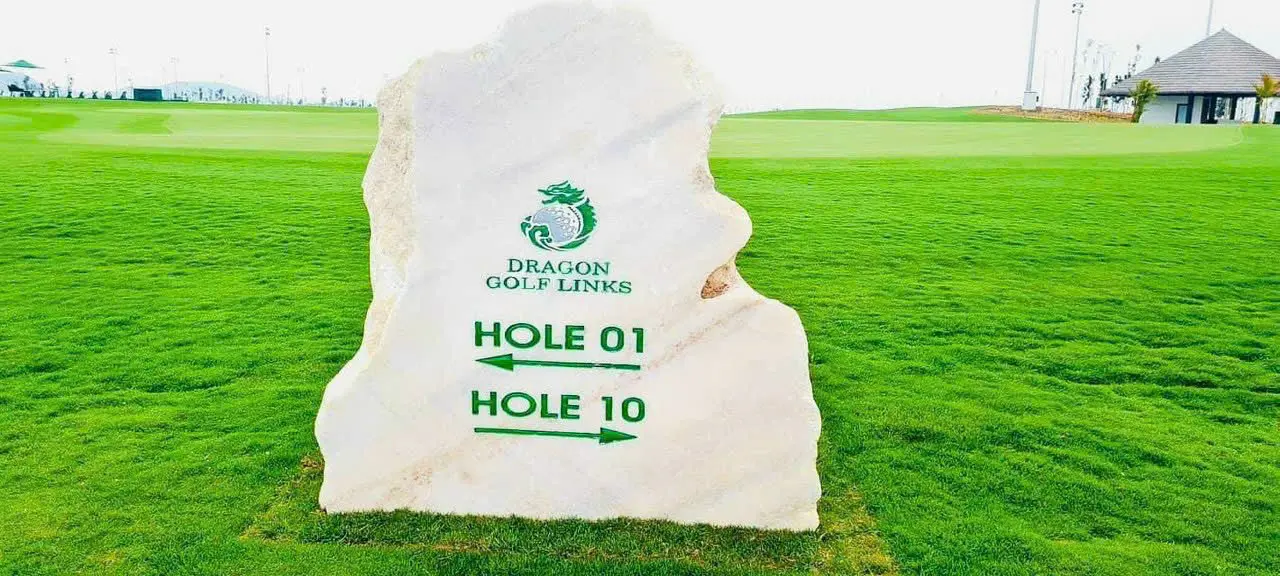 Combo khách sạn Dream Dragon + Golf Đồi Rồng 2N1Đ