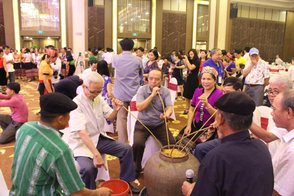 Tiệc cưới Khách sạn Mường Thanh Holiday Con Cuông