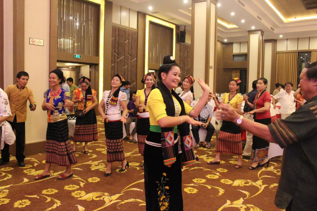 Tiệc cưới Khách sạn Mường Thanh Holiday Con Cuông
