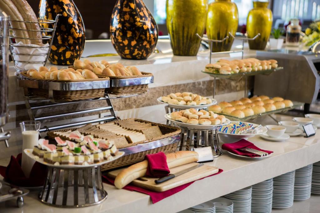 Gala Dinner khách sạn Muong Thanh Grand Hoang Mai – Nghe An