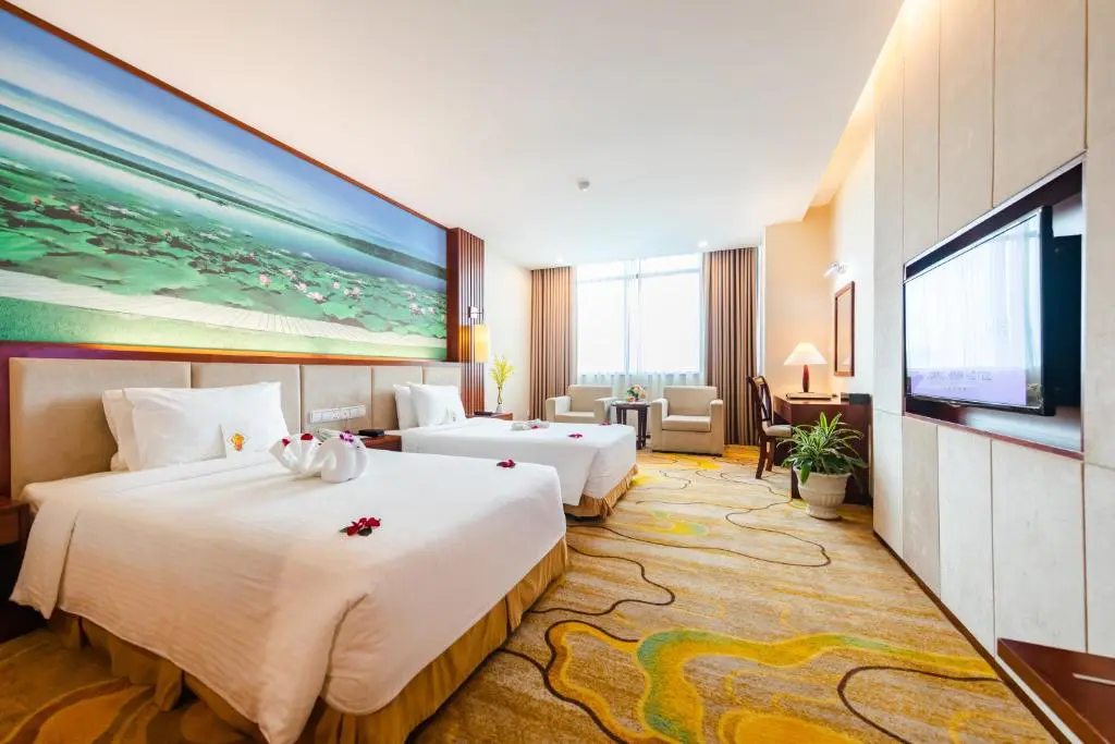 Combo phòng khách sạn Mường Thanh Luxury Quảng Ninh + Hội nghị