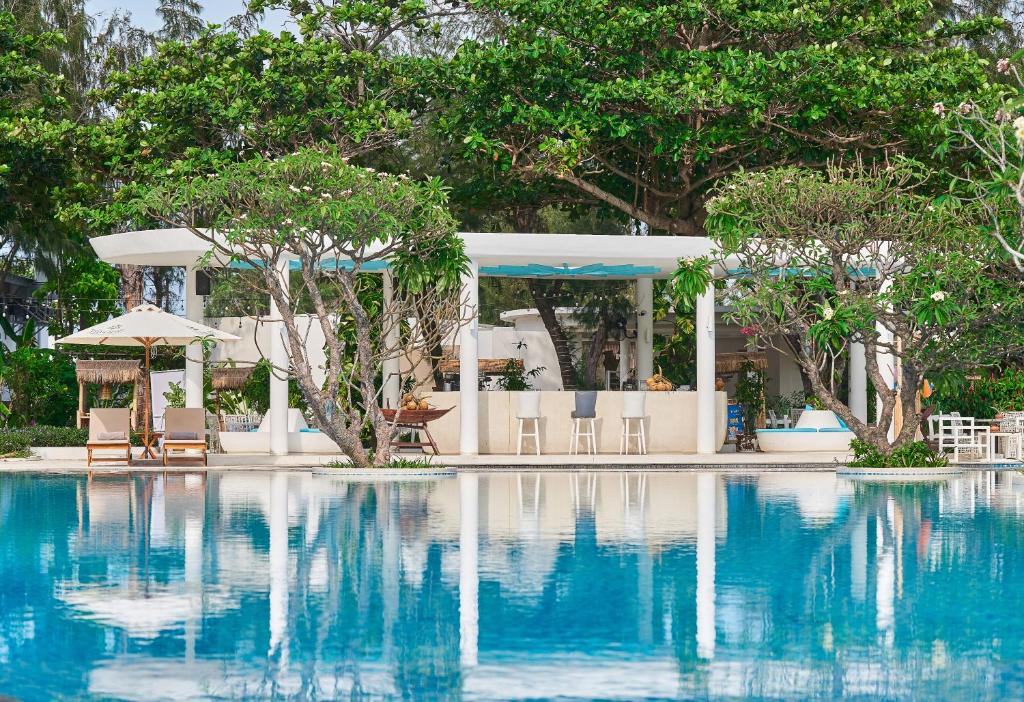 Combo 2N1Đ Khách sạn Fleur de Lys Resort & Spa Long Hai
