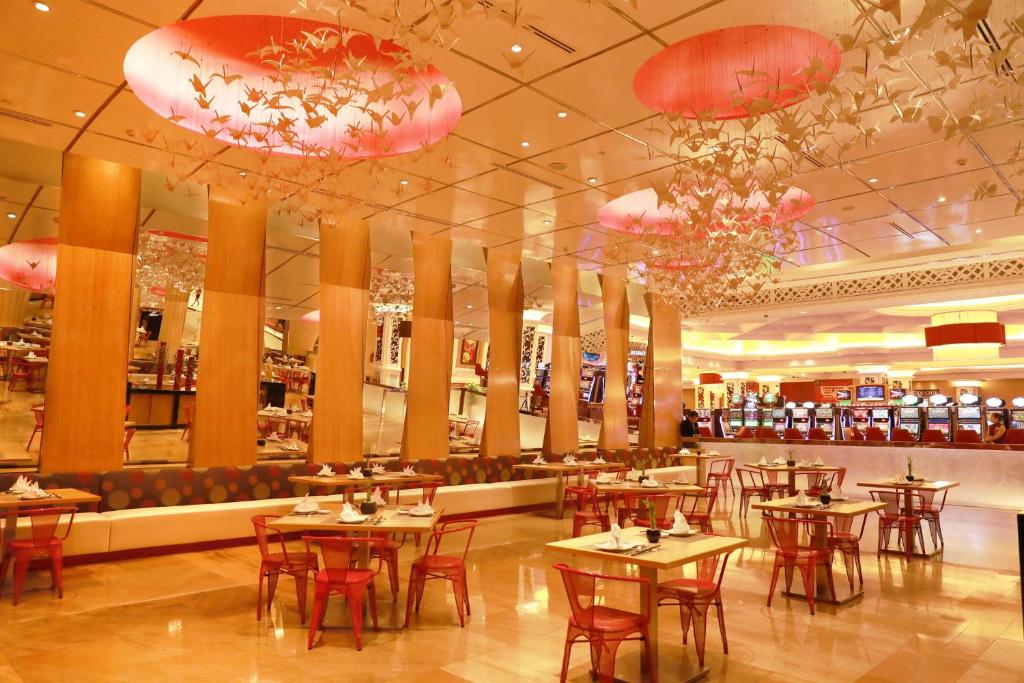 Combo 3N2Đ Khách sạn Intercontinental Grand Hồ Tràm