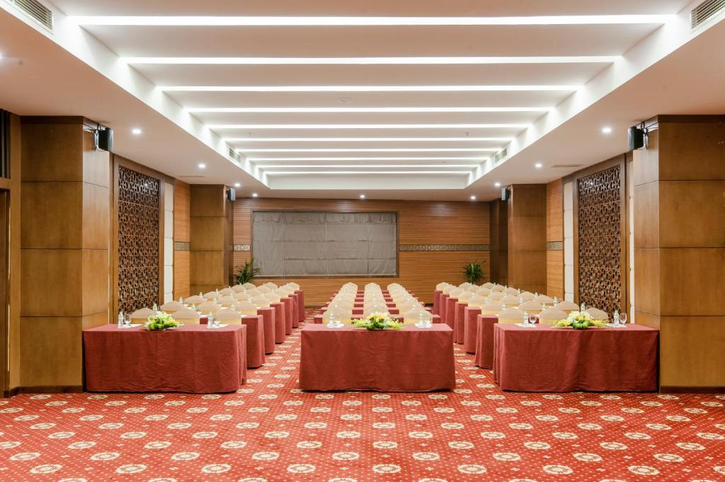Hội nghị khách sạn Mường Thanh Grand Lào Cai