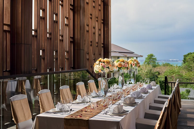 Tiệc cưới tại Movenpick Hotel Hà Nội