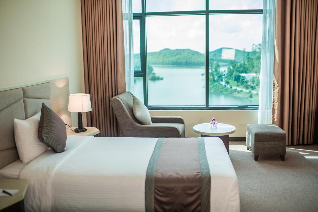 [Combo 3N2Đ] Mường Thanh Luxury Diễn Lâm