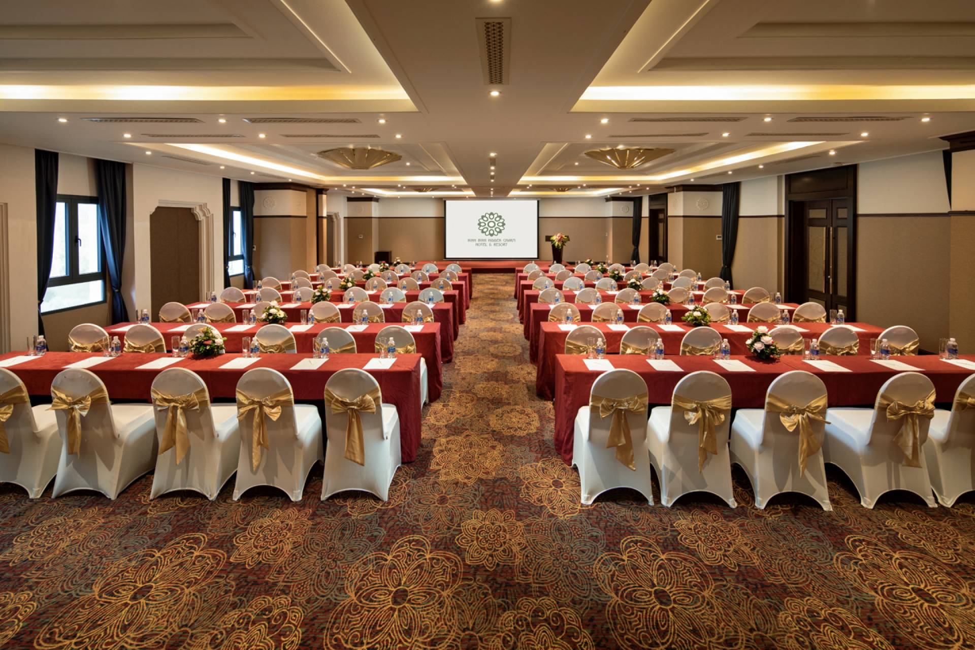 Hội nghị Ninh Binh Hidden Charm Hotel