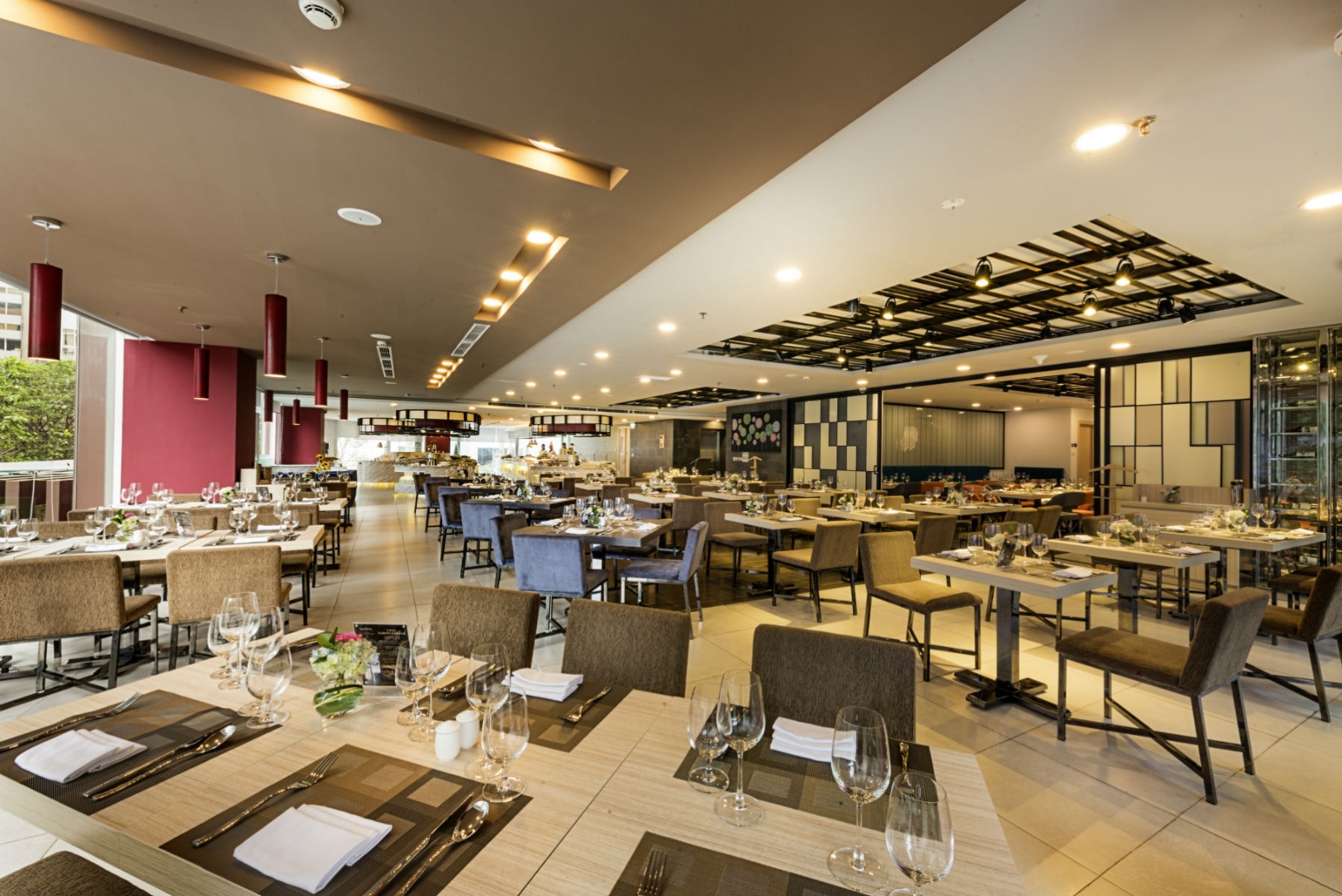 Gala Dinner Khách Sạn Novotel Suites Hà Nội