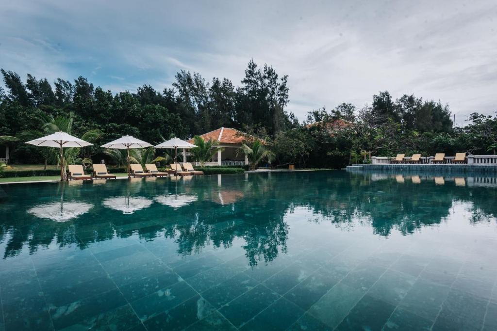 Combo 2N1Đ Poulo Condor Boutique Resort & Spa