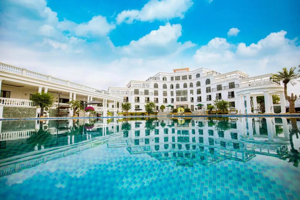 Team building Glory Resort Sơn Tây, Hà Nội