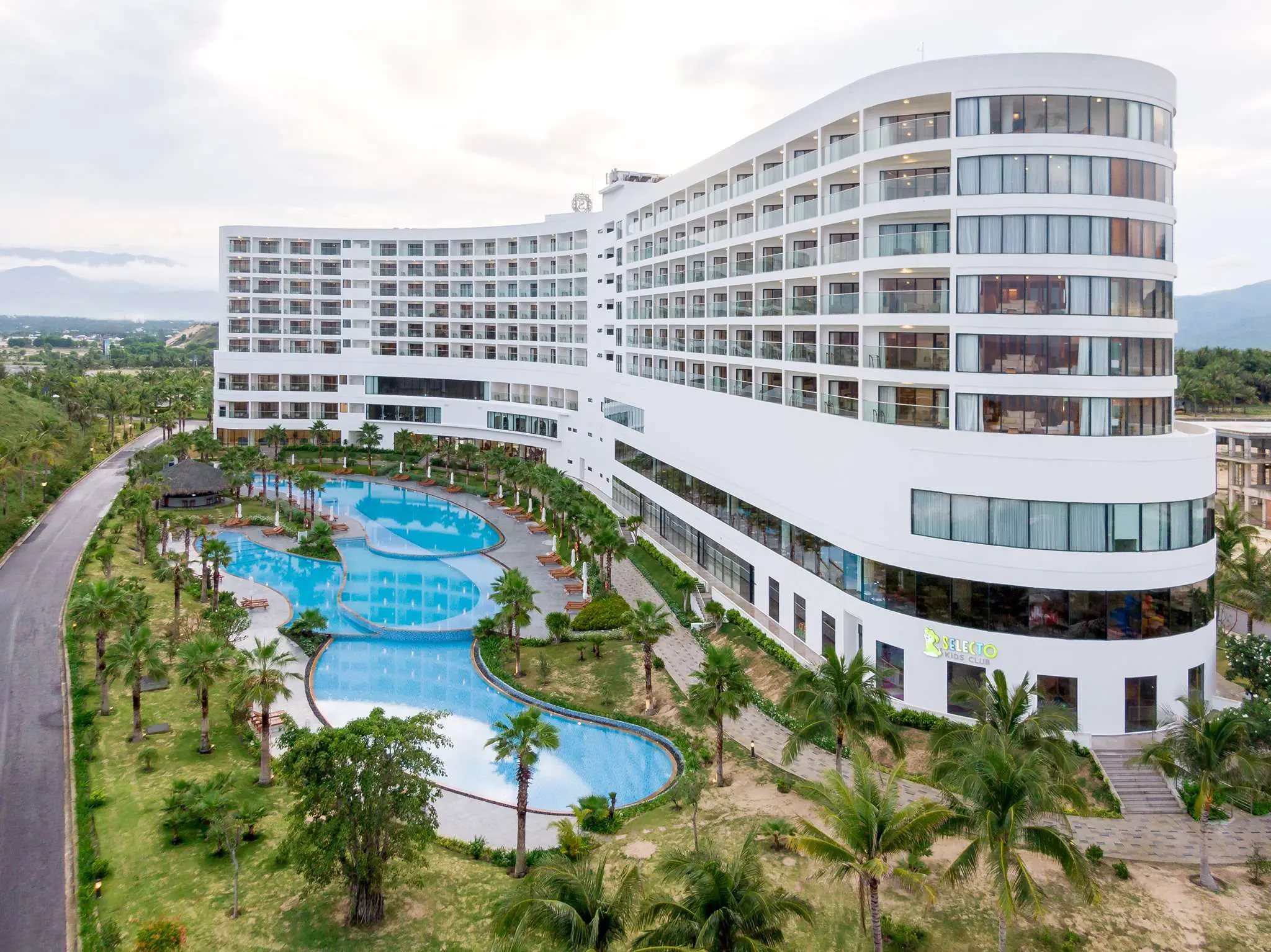 Hội Nghị Selectum Noa Resort Cam Ranh