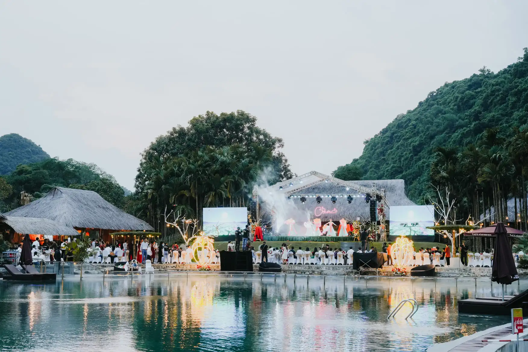 Combo 2N1Đ Thung Nham Resort + Xe đưa đón + Hội thảo