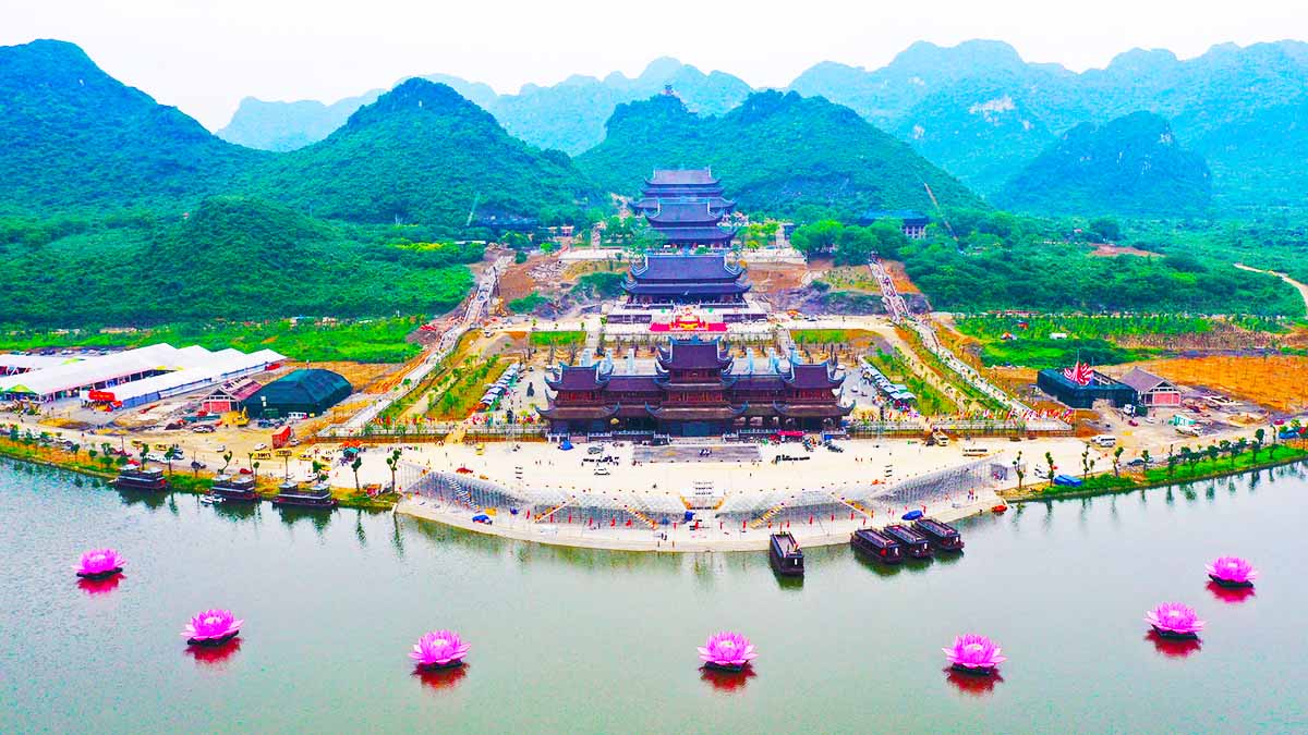 Du Lịch Hà Nam – Chùa Tam Chúc – Đền Trần Thương 1 Ngày- TRHN006
