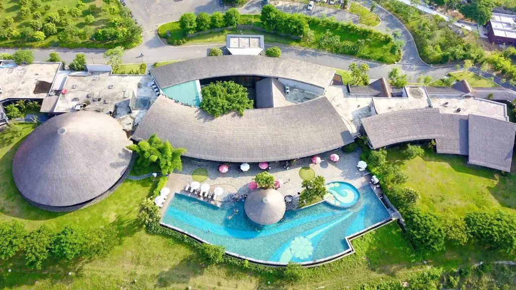 Combo 2N1Đ Serena Resort Kim Bôi + Vé xe khứ hồi
