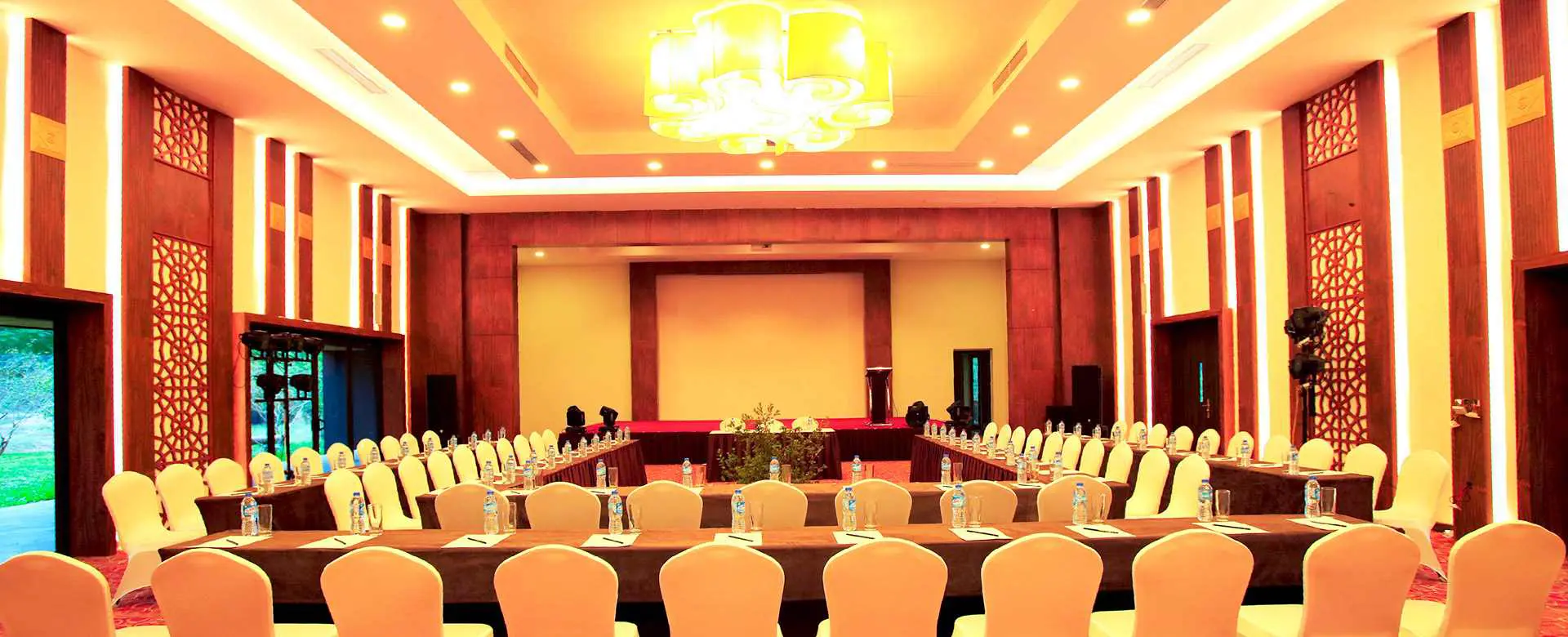 Combo 2N1Đ Serena Resort Kim Bôi