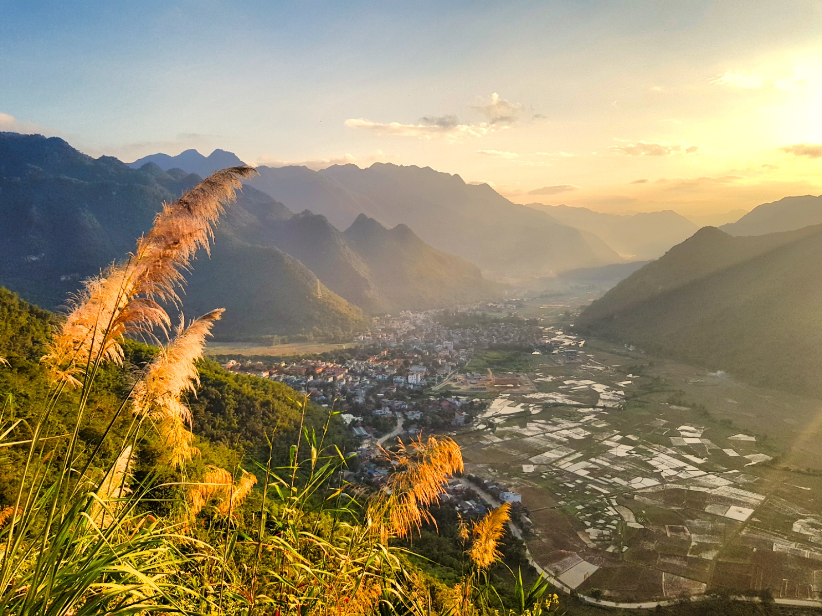 Tour Khám Phá Thung Lũng Mai Châu 2N1Đ – TRMC002