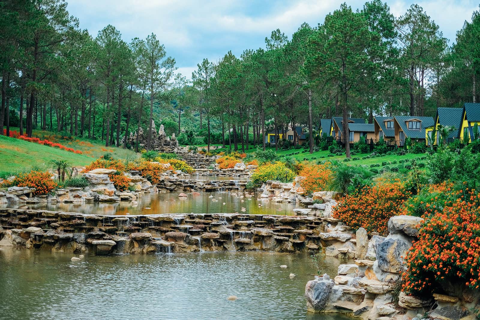 Tour Tây Bắc (Mai Châu – Mộc Châu – Điện Biên – Lai Châu – Sapa) 4N3Đ – TRTB003