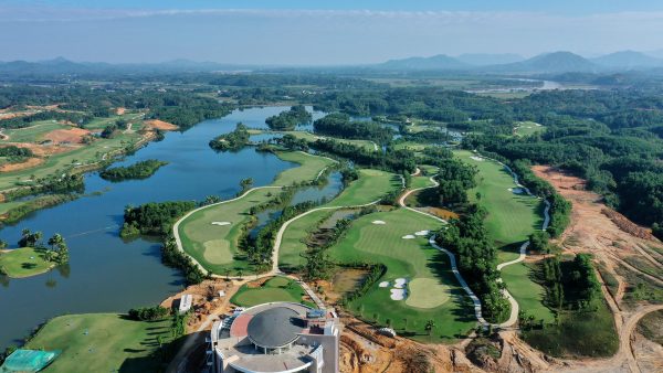 Sân golf Yen Bai Star Golf and Resort